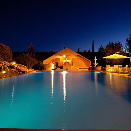 La Pilar Petit Chalets ซานราฟาเอล ภายนอก รูปภาพ