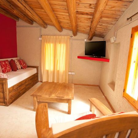 La Pilar Petit Chalets ซานราฟาเอล ภายนอก รูปภาพ