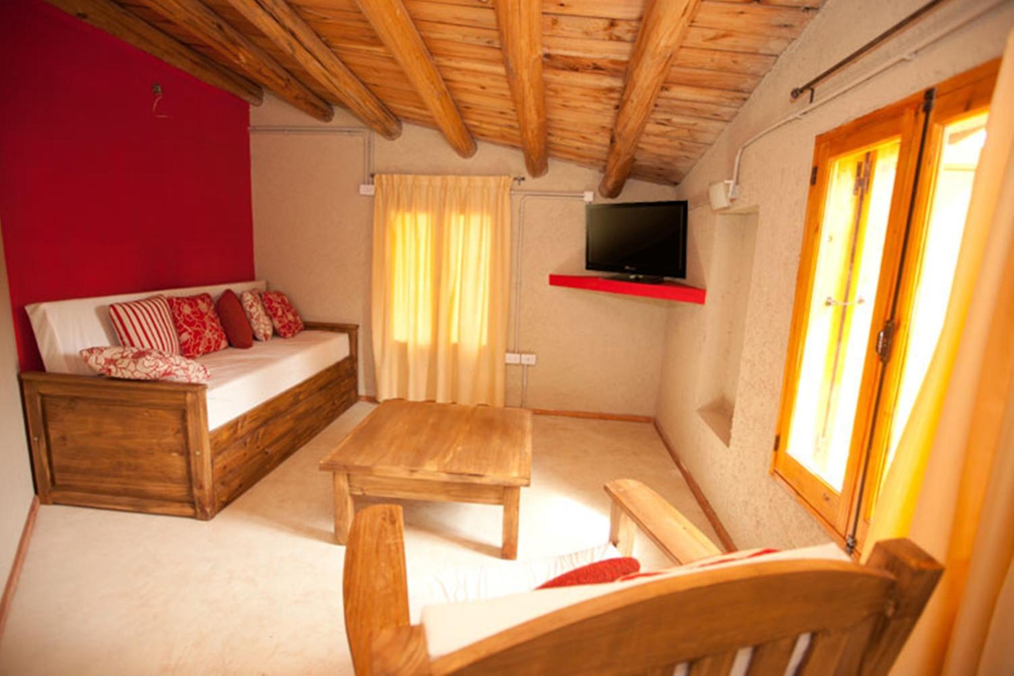 La Pilar Petit Chalets ซานราฟาเอล ภายนอก รูปภาพ